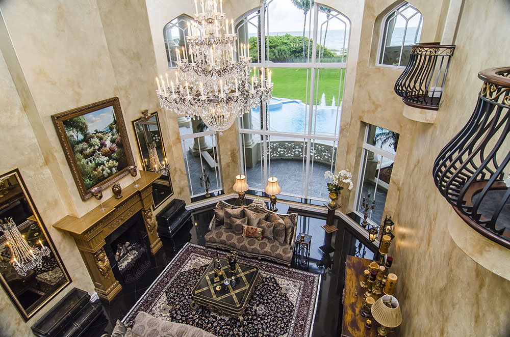 Palazzo di Mare living room